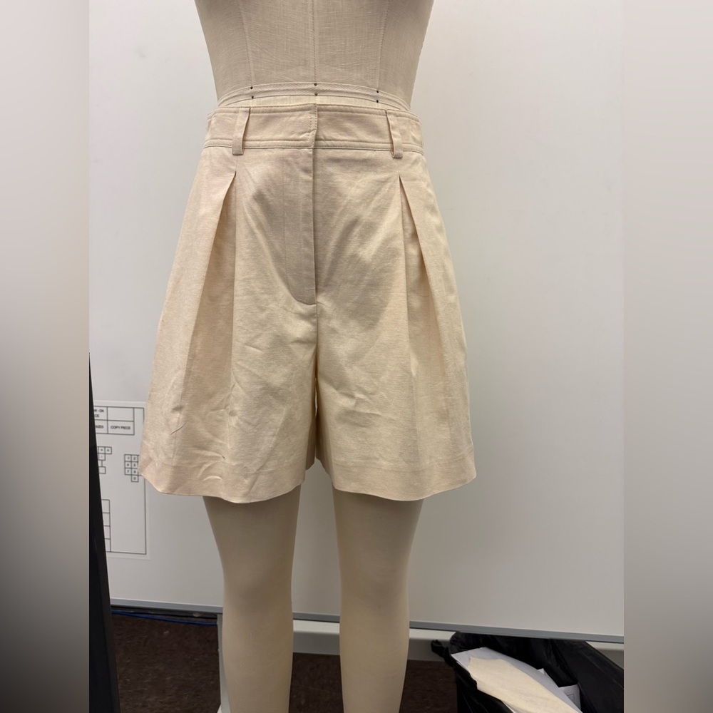 Alex Marie Cream Linen Women's Shorts - Size 4